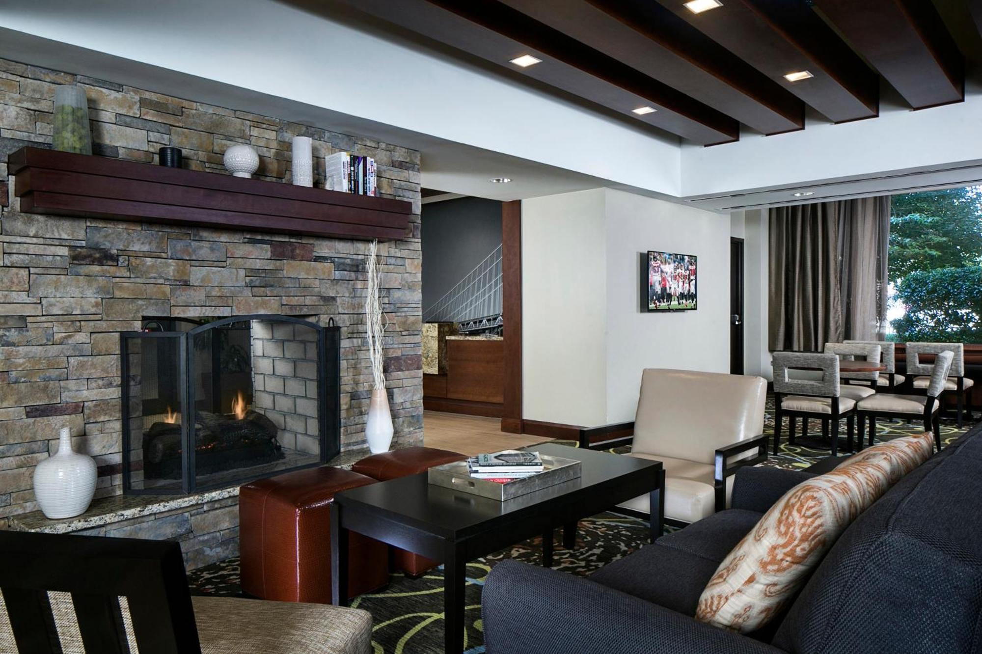 Staybridge Suites Atlanta - Midtown By Ihg מראה חיצוני תמונה